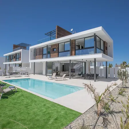 Mit Privatpool Fuer 11 Personen Ca, 220 M Sup2 In Protaras, Suedkueste Von Zypern Nyaraló